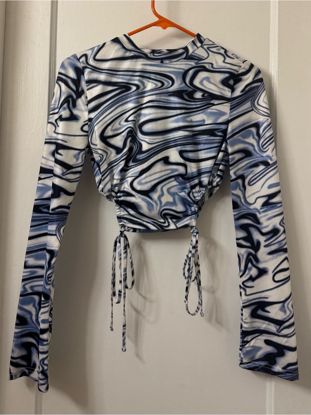 SHEIN Lilac / Blue Marble Print Long Sleeve Crop Top